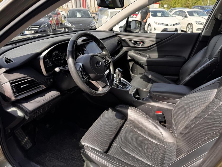 SUBARU Outback 2022