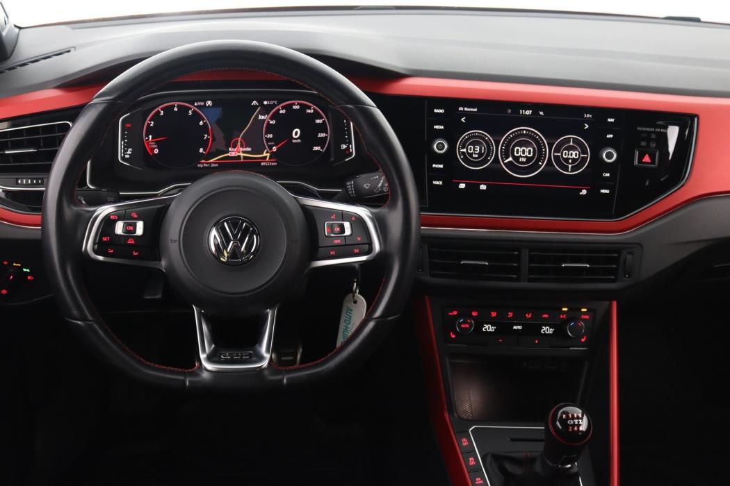 VOLKSWAGEN Polo 2019