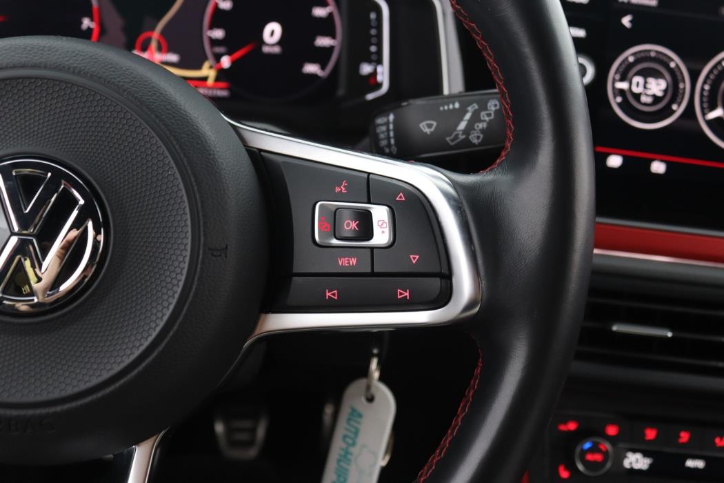 VOLKSWAGEN Polo 2019