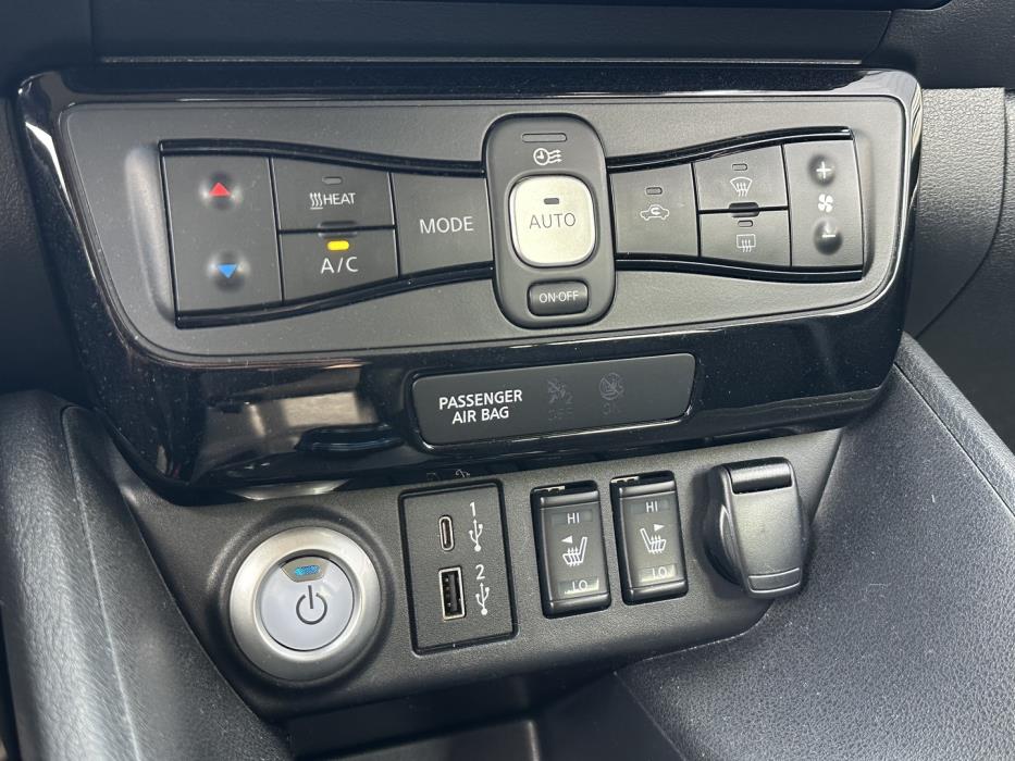 NISSAN Leaf 2023