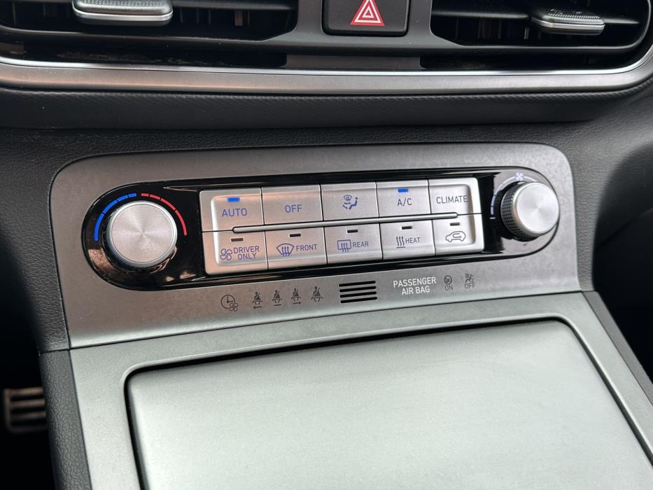 HYUNDAI KONA 2023