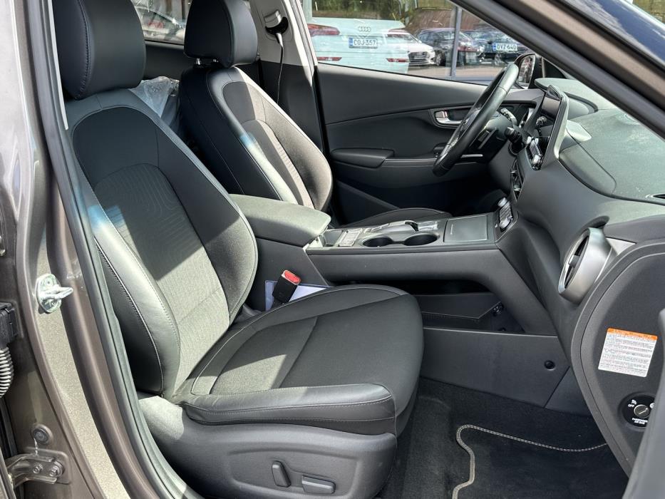 HYUNDAI KONA 2023