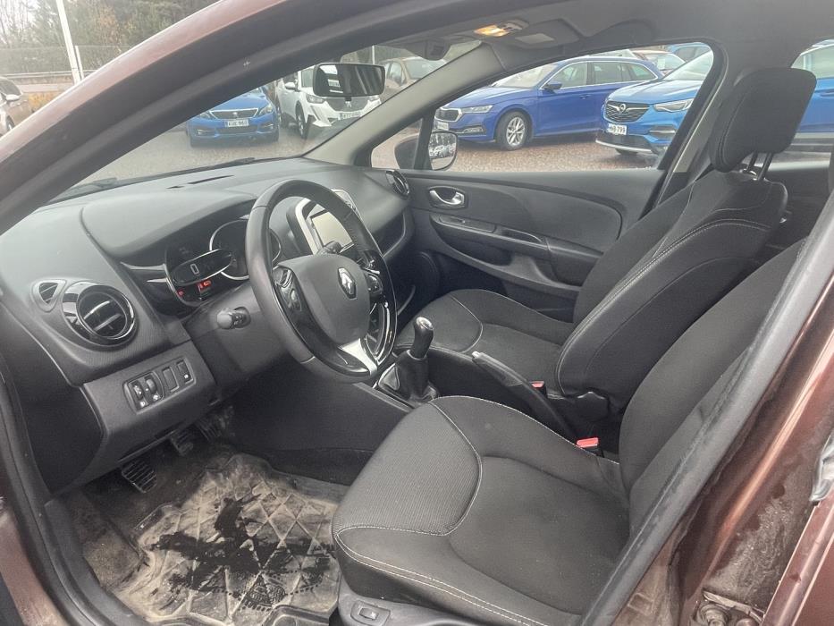 RENAULT Clio 2016