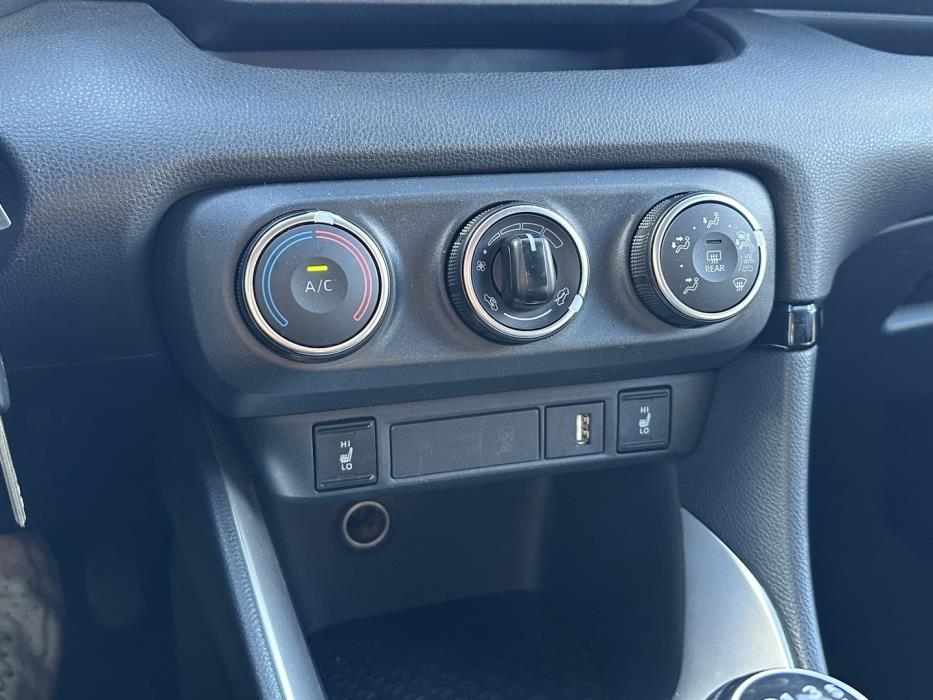 TOYOTA Yaris 2021