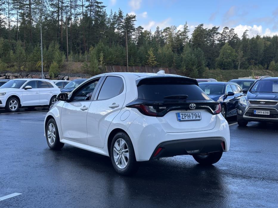 TOYOTA Yaris 2021