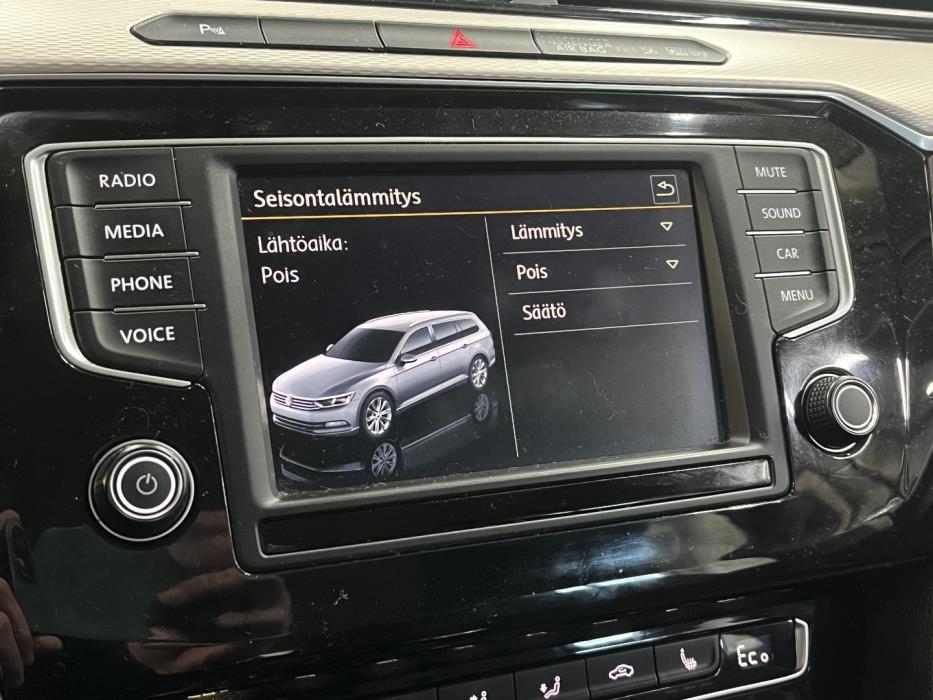 VOLKSWAGEN Passat 2016