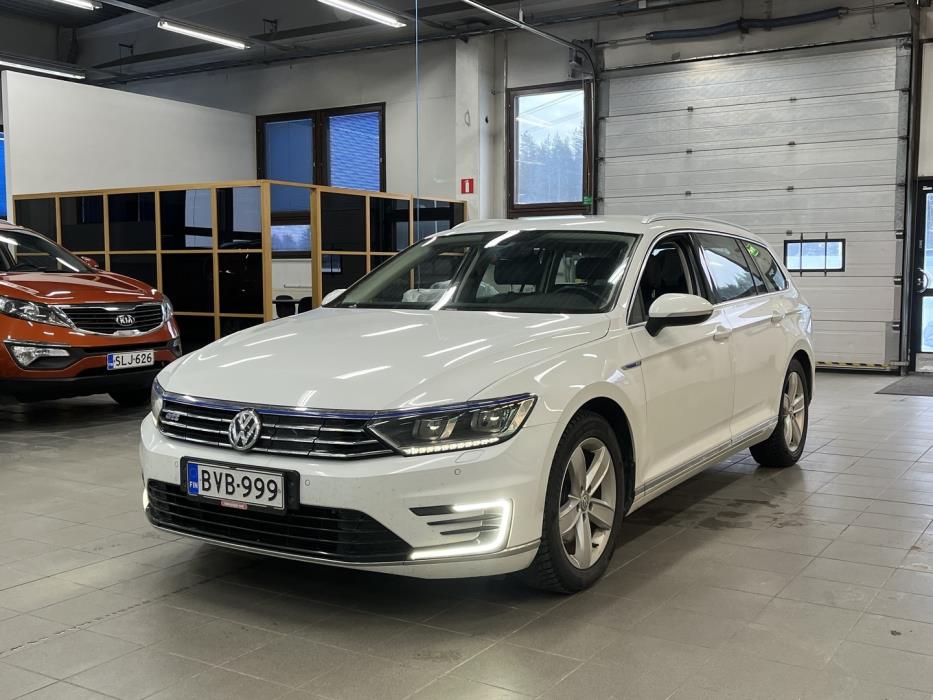 VOLKSWAGEN Passat 2016