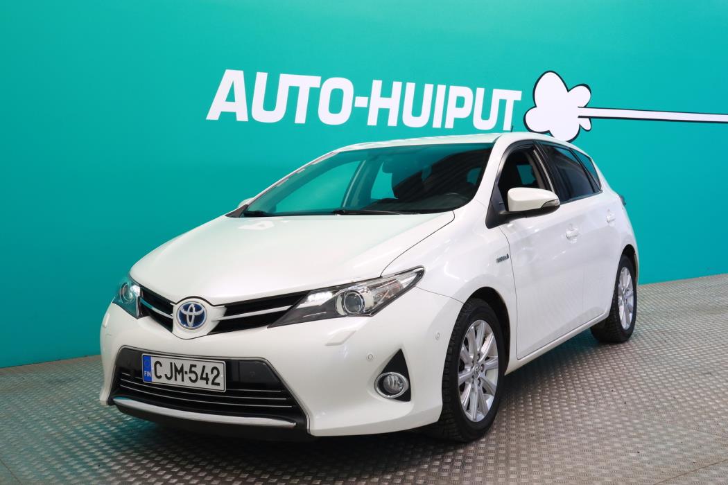 TOYOTA Auris 2014