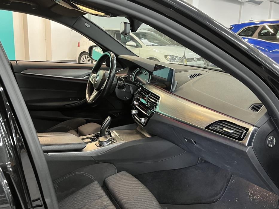 BMW 520 2019