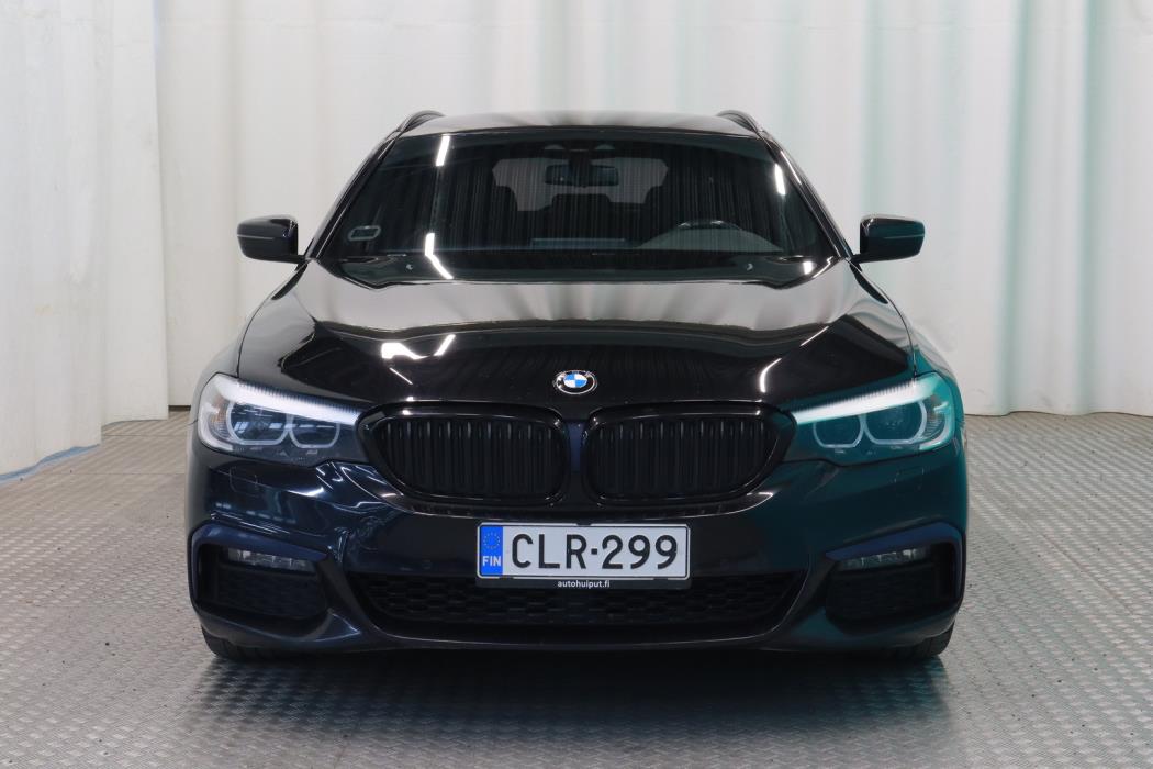 BMW 520 2019