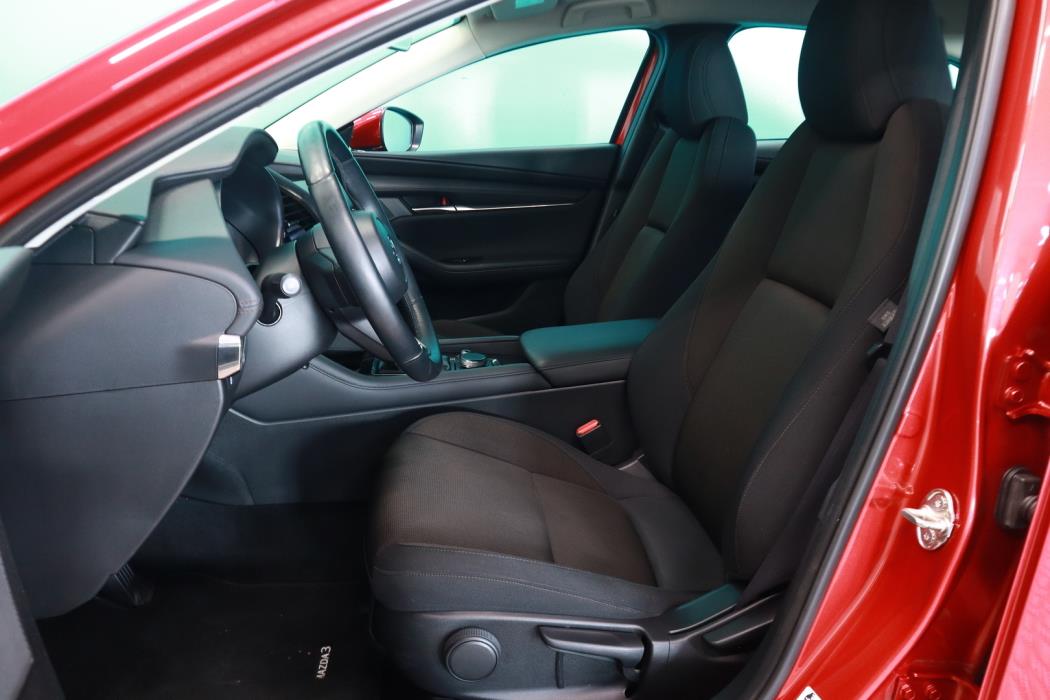 MAZDA 3 2019