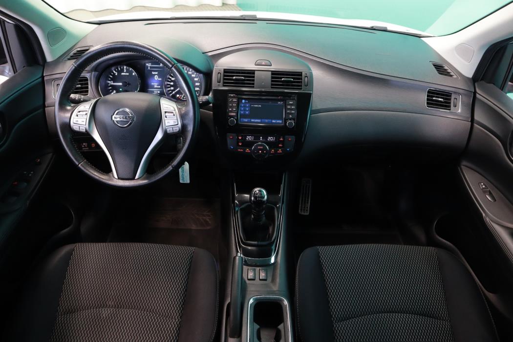 NISSAN Pulsar 2015