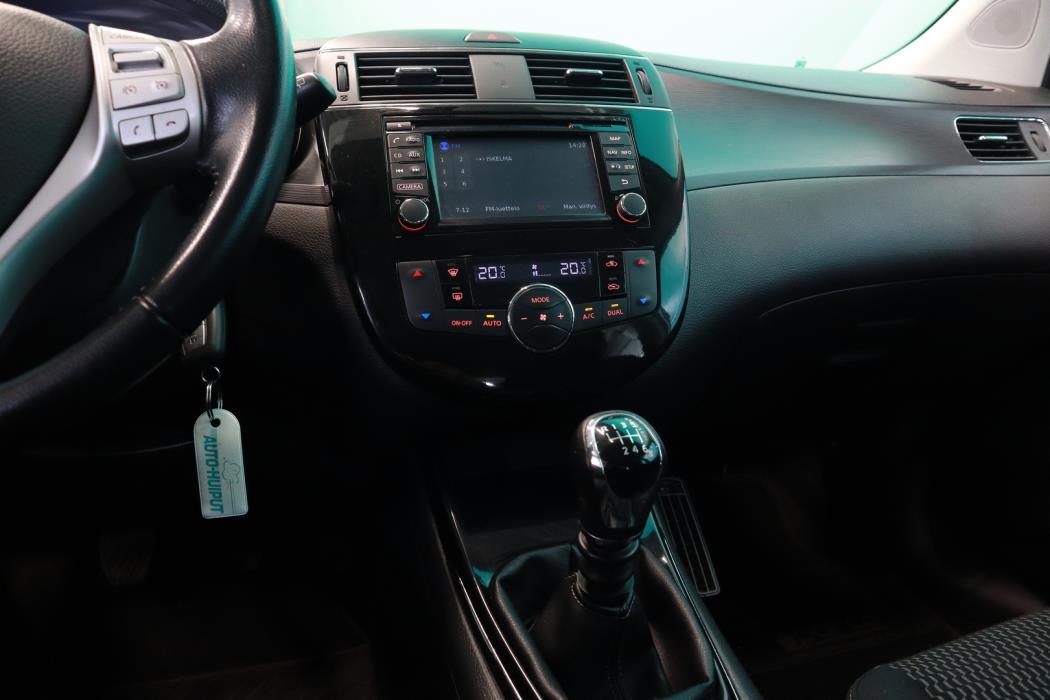 NISSAN Pulsar 2015