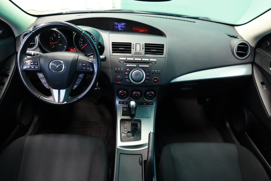 MAZDA 3 2009
