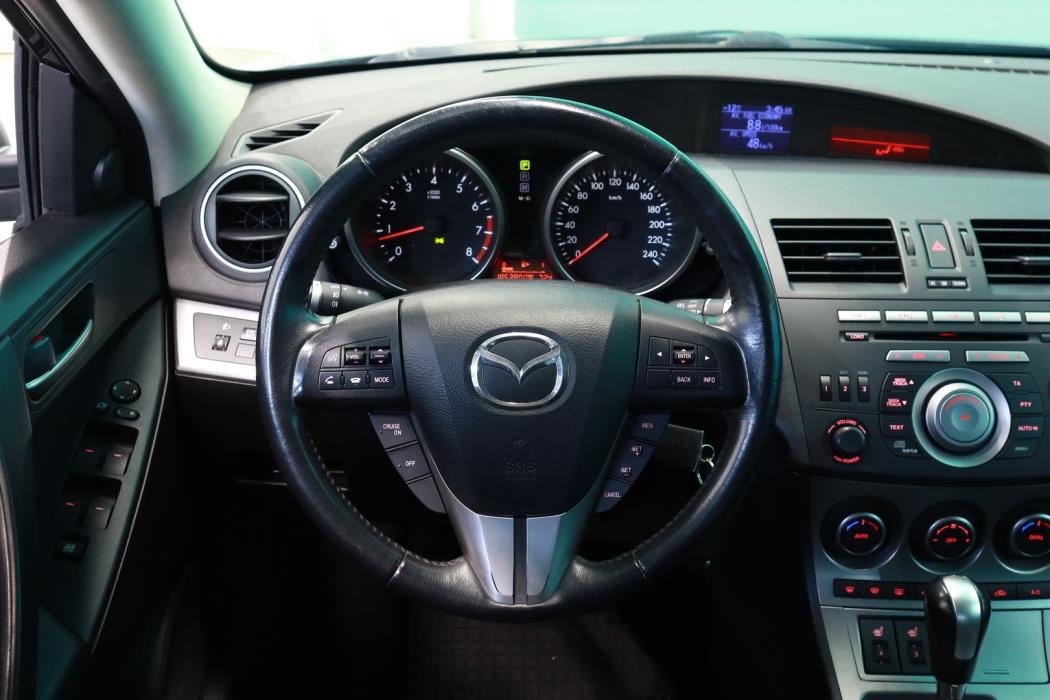MAZDA 3 2009