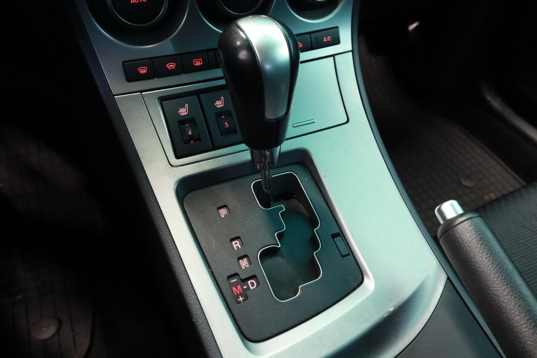 MAZDA 3 2009