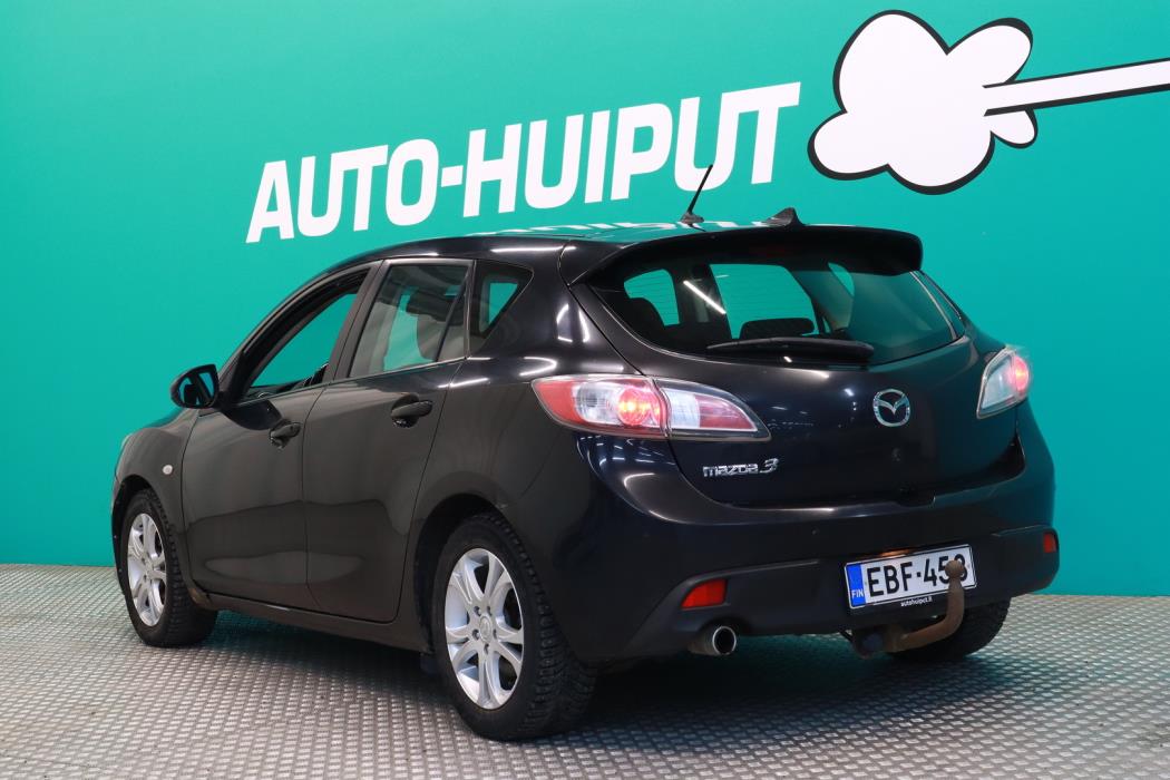 MAZDA 3 2009