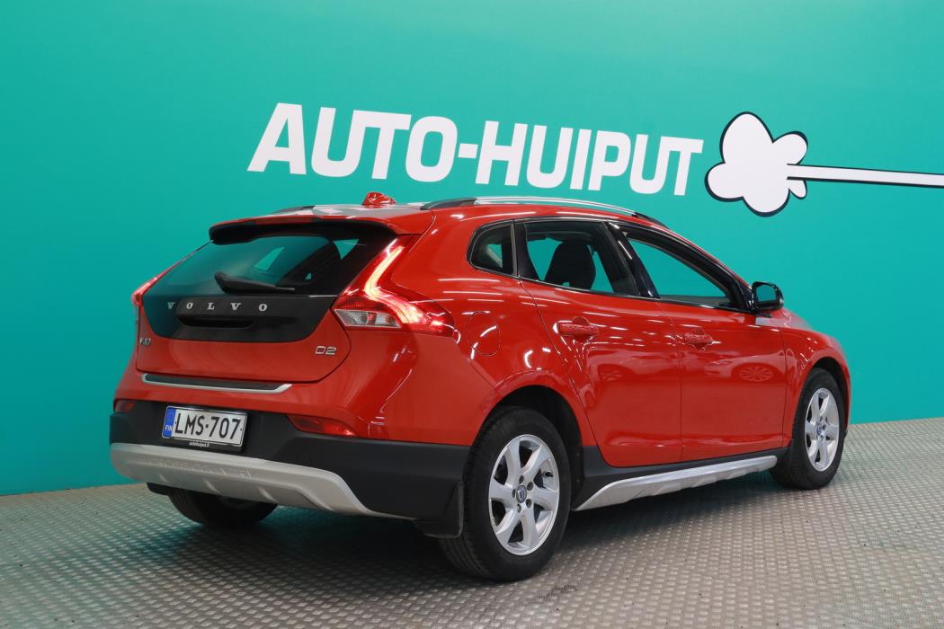 VOLVO V40 Cross Country 2016