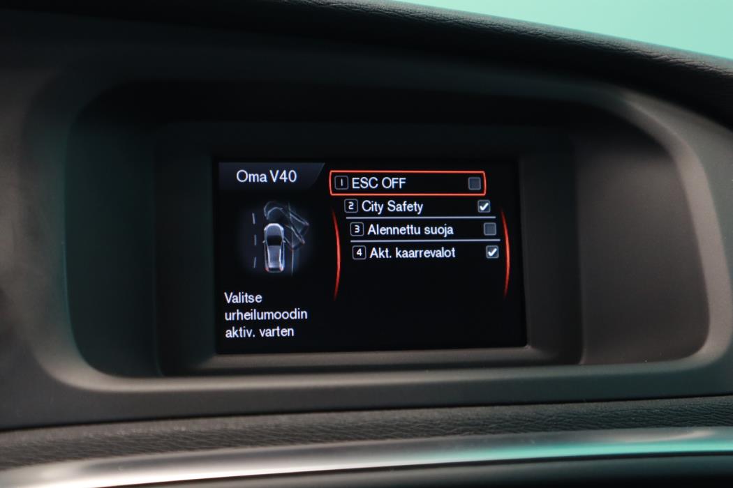 VOLVO V40 Cross Country 2016