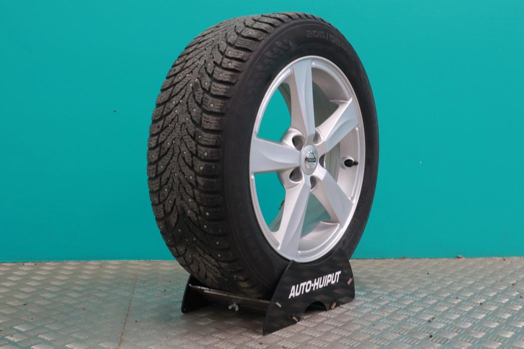 VOLVO V40 Cross Country 2016