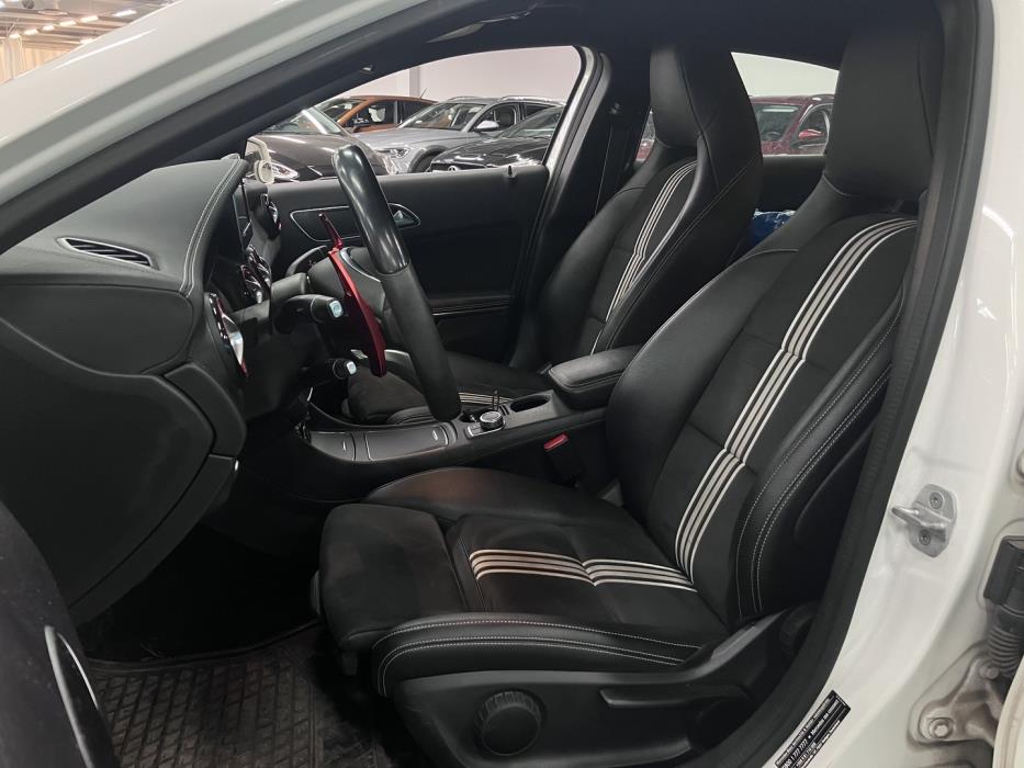 MERCEDES-BENZ A 2018
