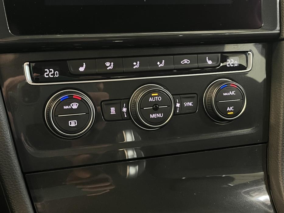 VOLKSWAGEN Golf 2019