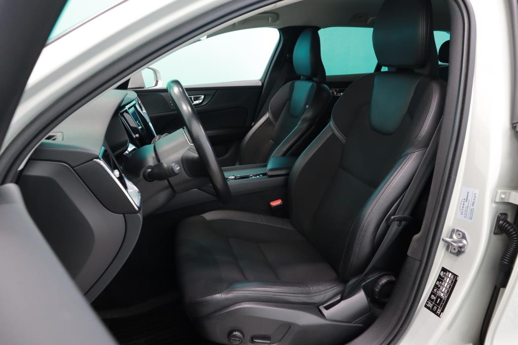VOLVO V60 Cross Country 2019