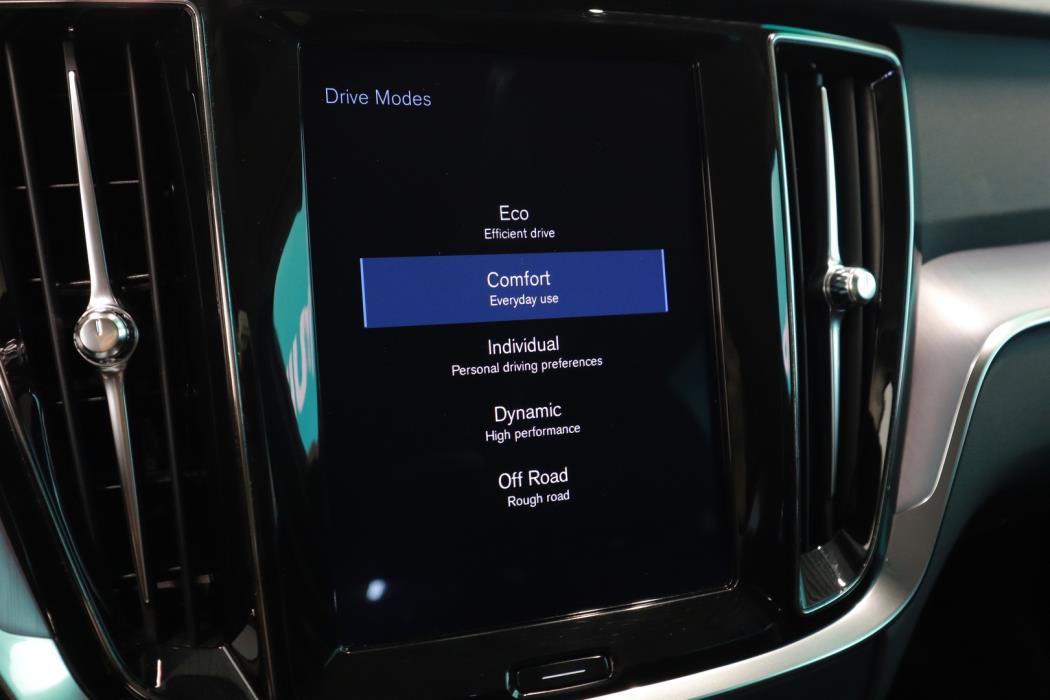 VOLVO V60 Cross Country 2019