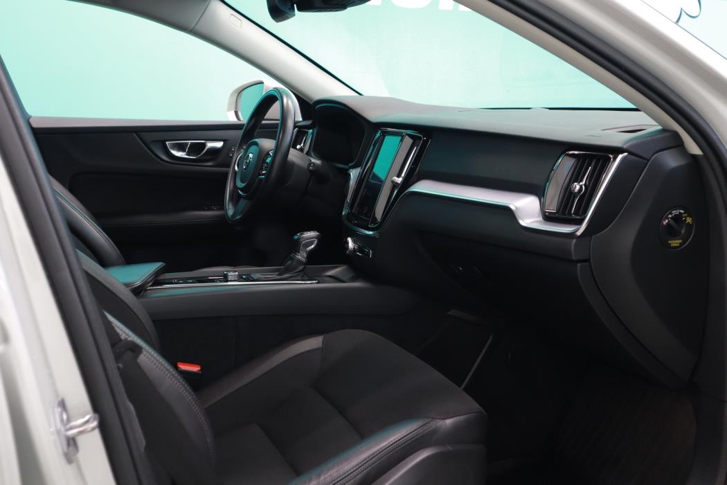 VOLVO V60 Cross Country 2019