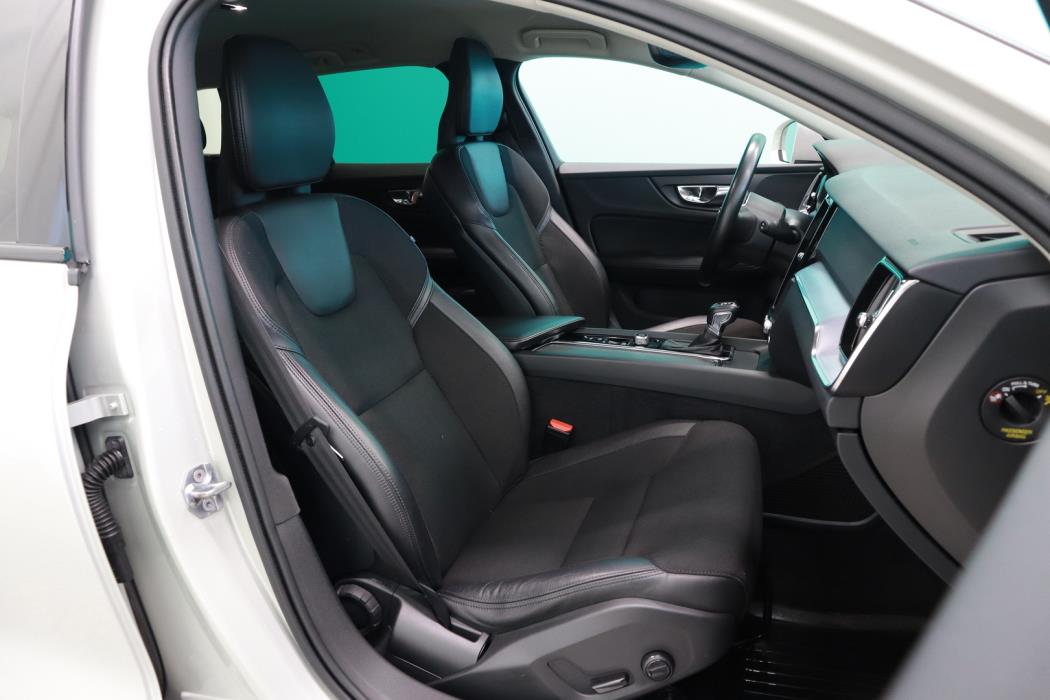 VOLVO V60 Cross Country 2019