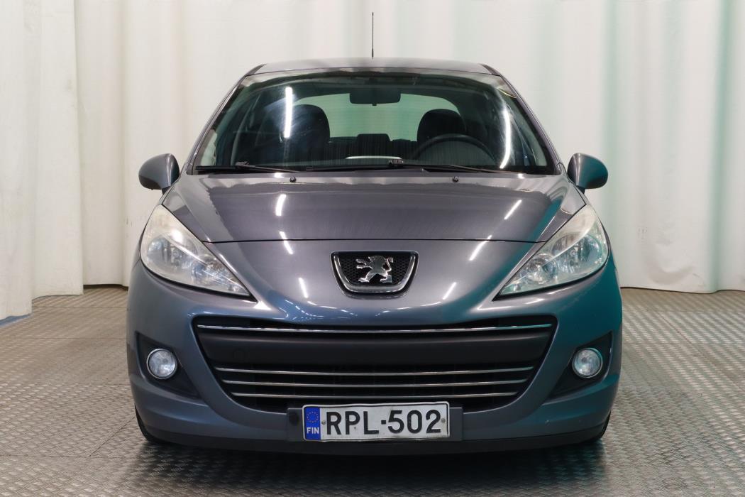 PEUGEOT 207 2010