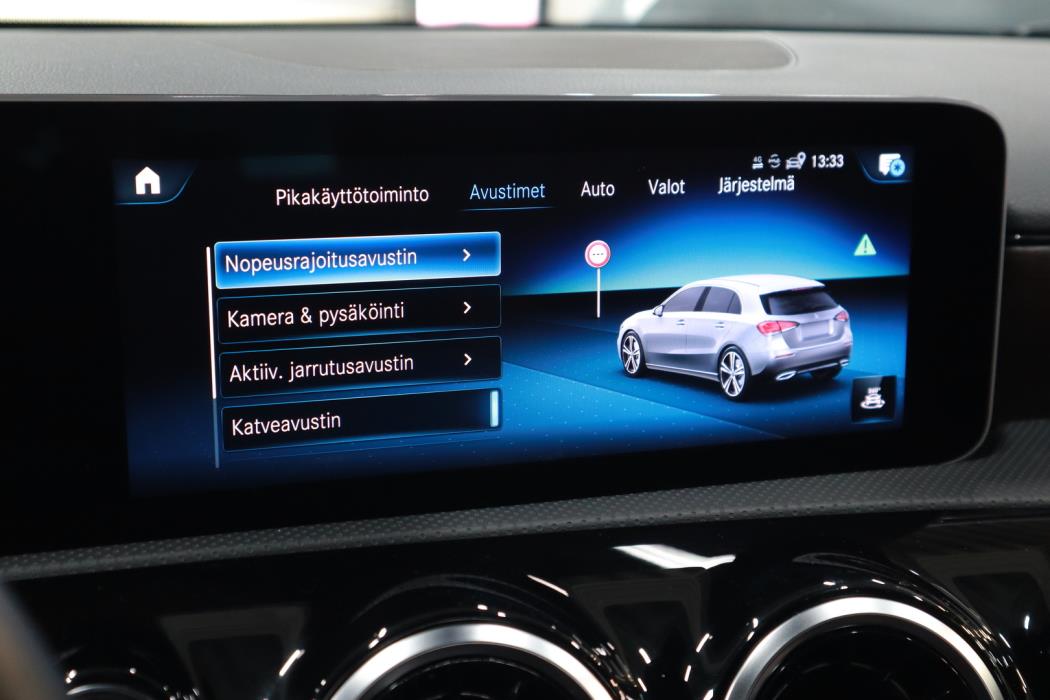 MERCEDES-BENZ A 2020