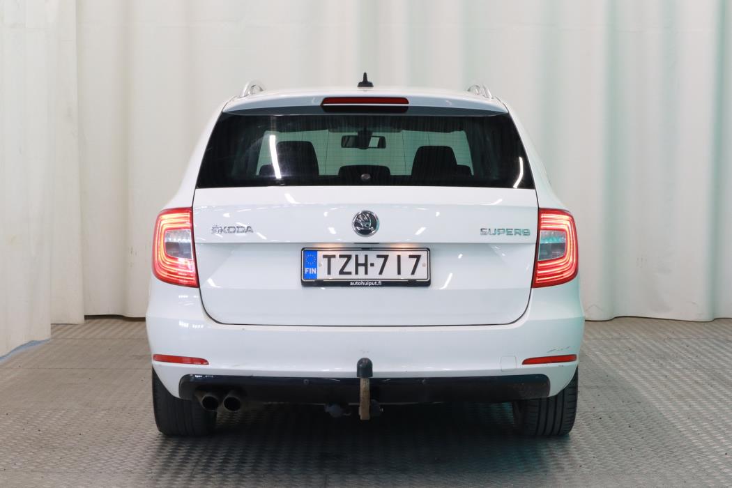 SKODA Superb 2014