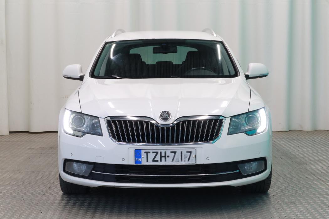 SKODA Superb 2014