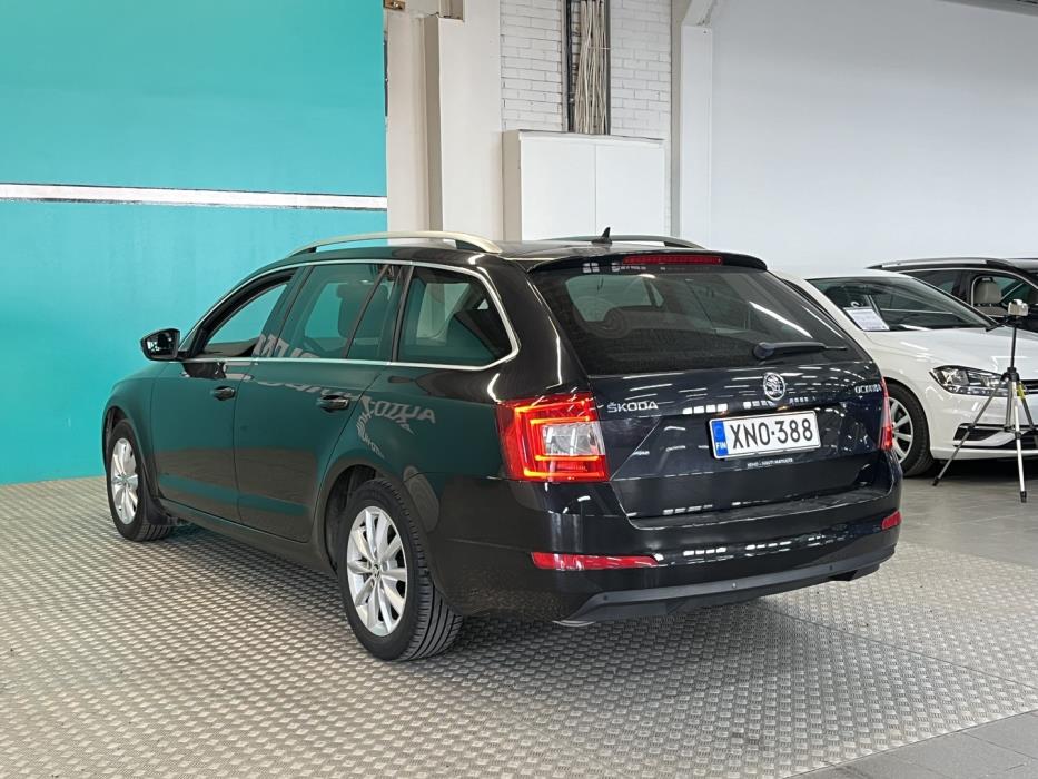 SKODA Octavia 2016