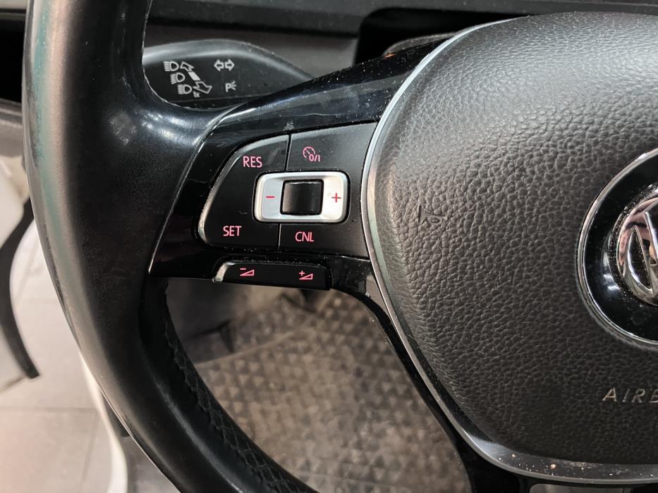 VOLKSWAGEN Transporter 2017