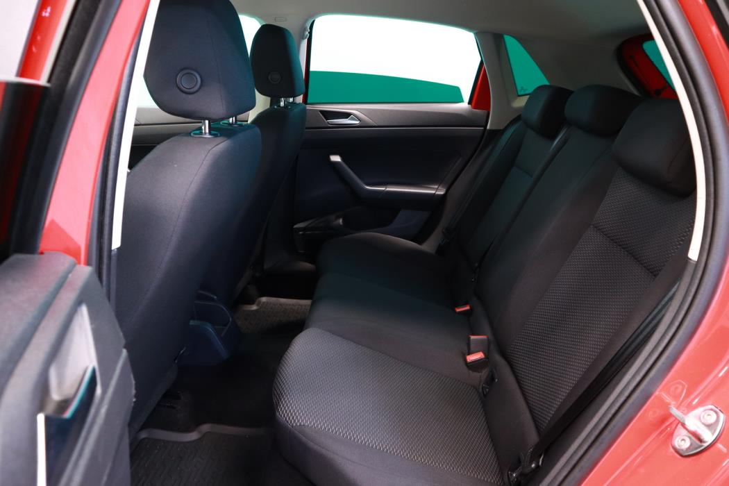 VOLKSWAGEN Polo 2018