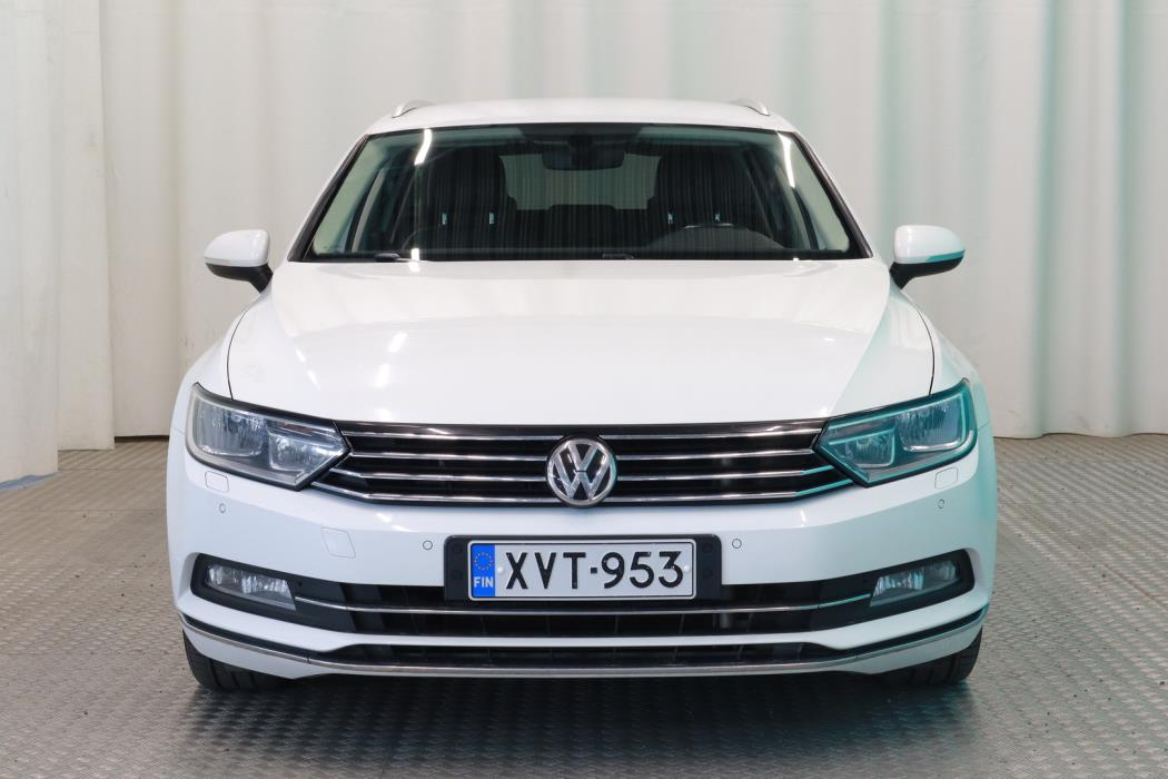 VOLKSWAGEN Passat 2015