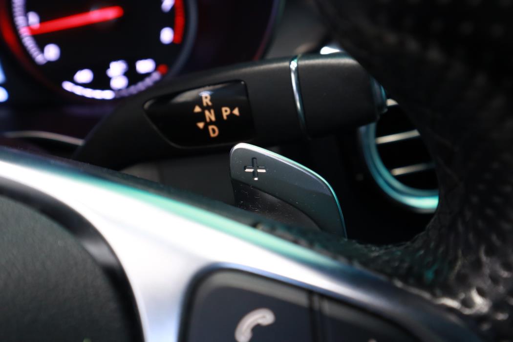 MERCEDES-BENZ C 2018