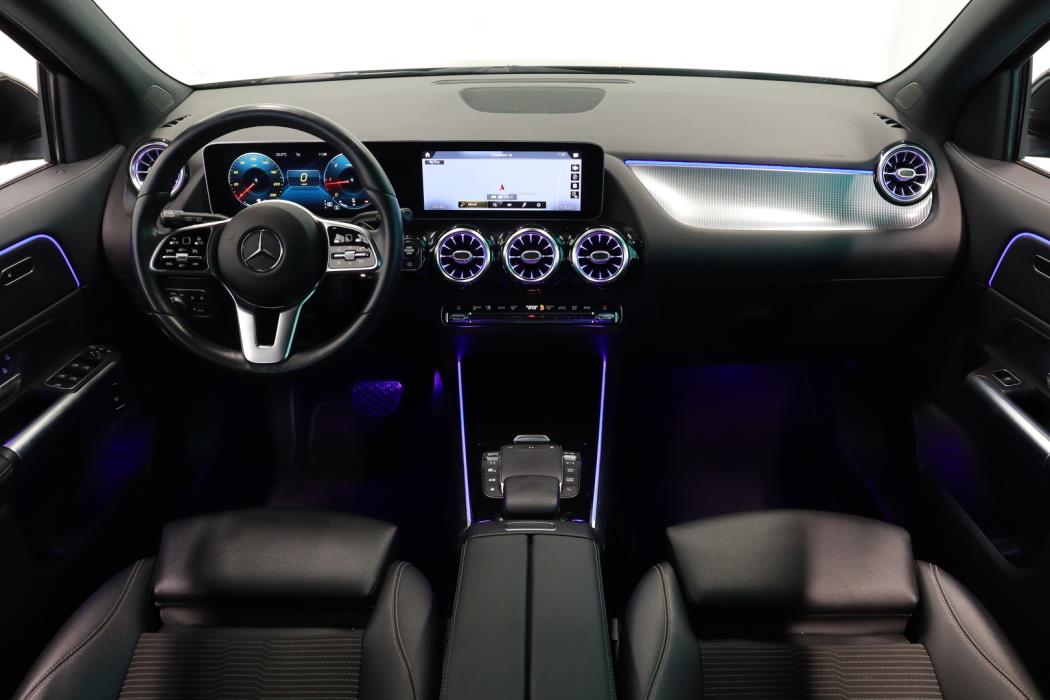 MERCEDES-BENZ GLA 2020