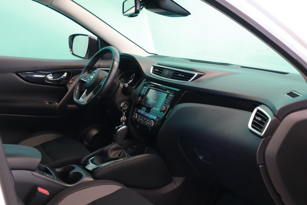 NISSAN Qashqai 2020