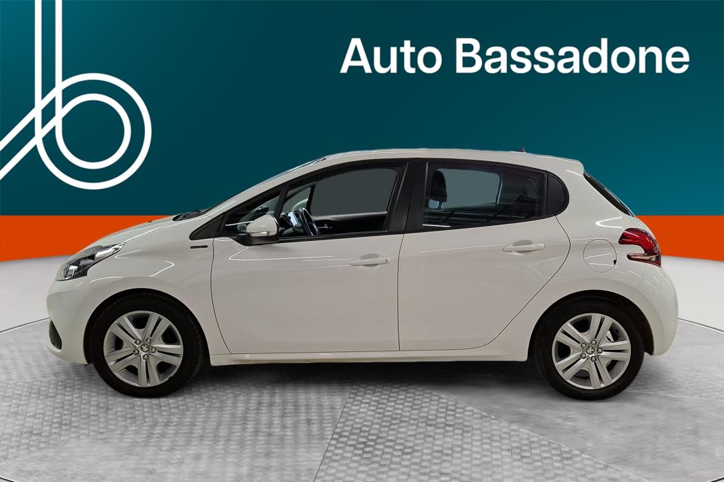PEUGEOT 208 2019