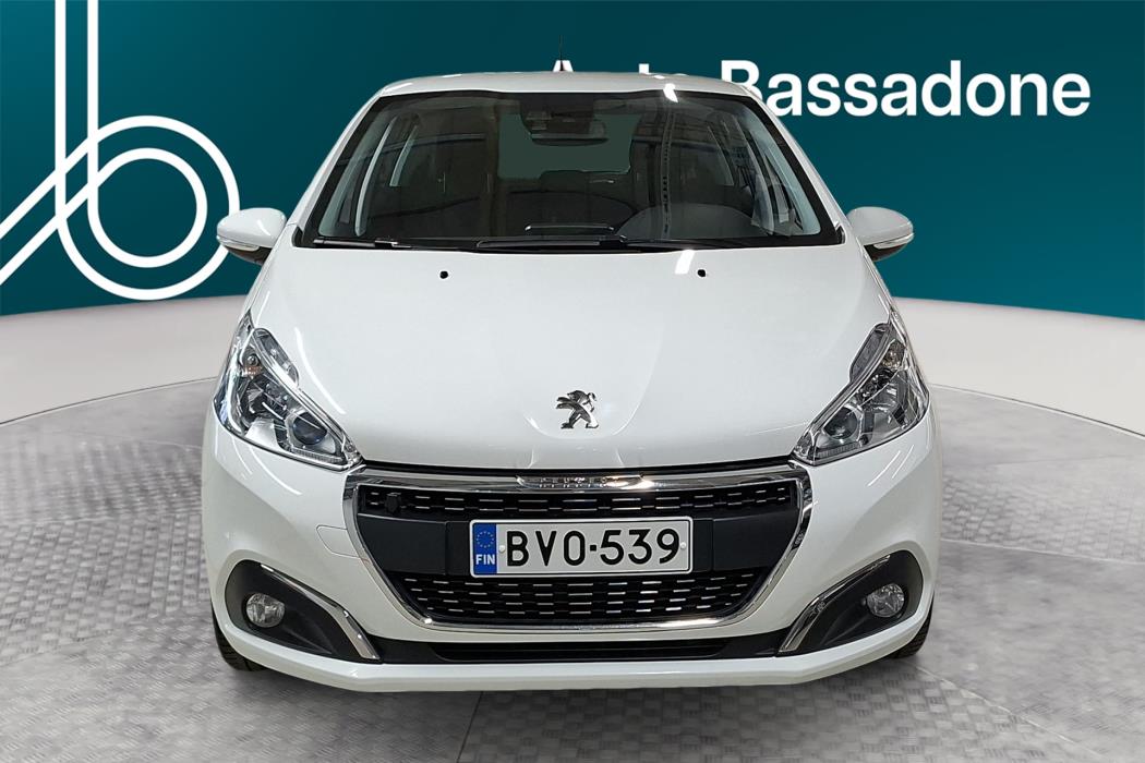 PEUGEOT 208 2019