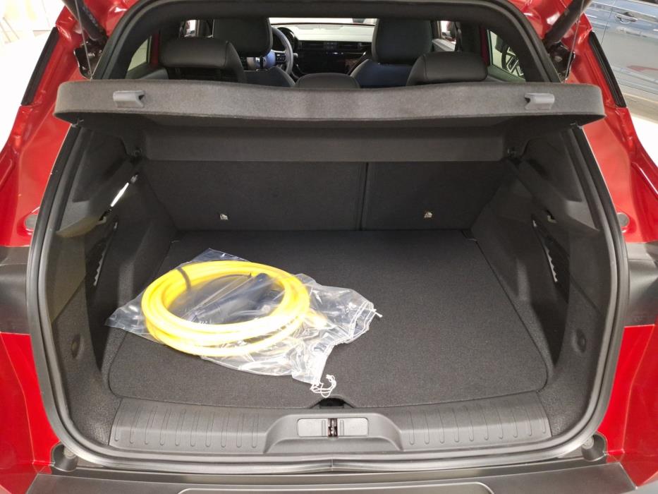 Alfa Romeo Junior 2025