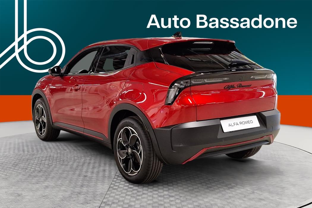 Alfa Romeo Junior 2025