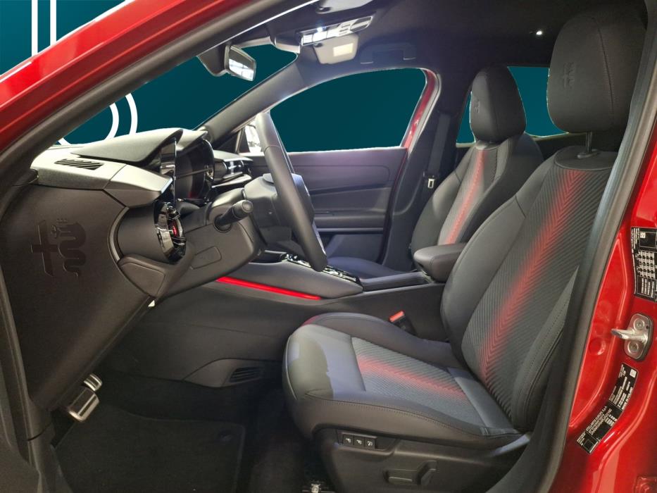 Alfa Romeo Junior 2025