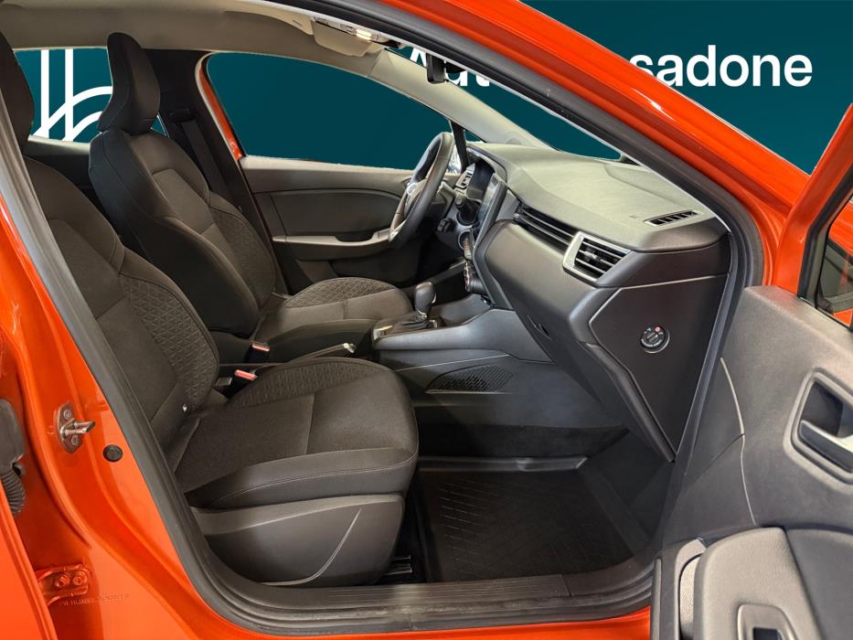 RENAULT Clio 2023