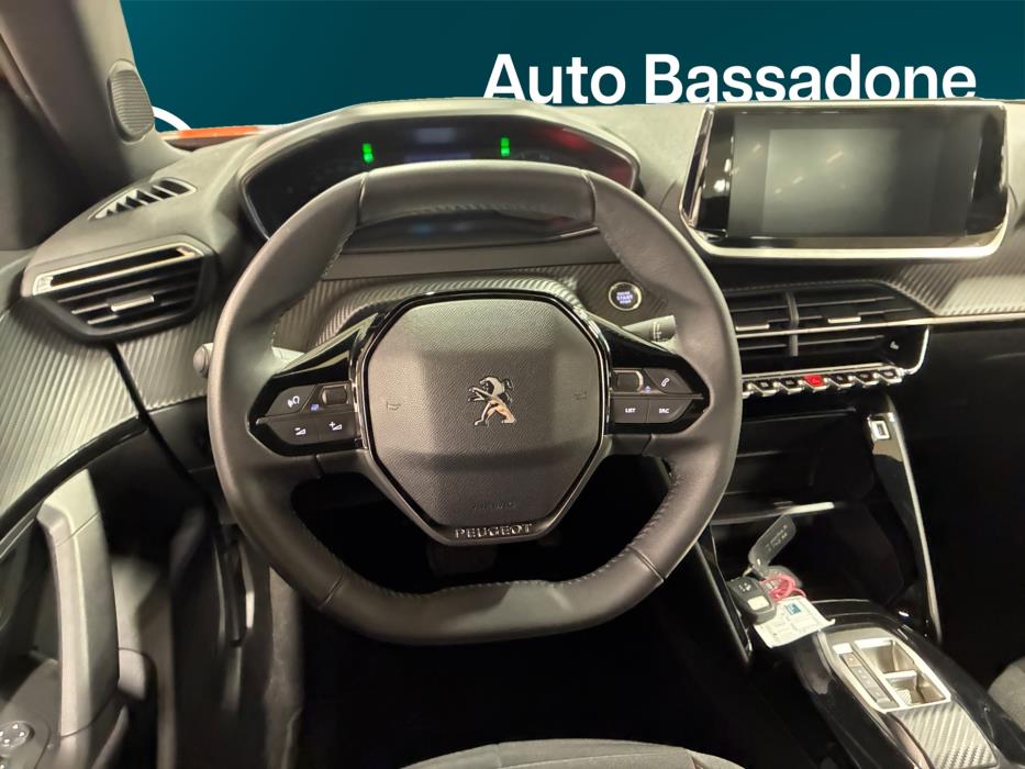 Peugeot e-2008 2023