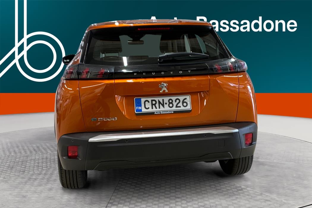 PEUGEOT e-2008 2023