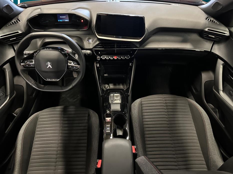 Peugeot e-2008 2023
